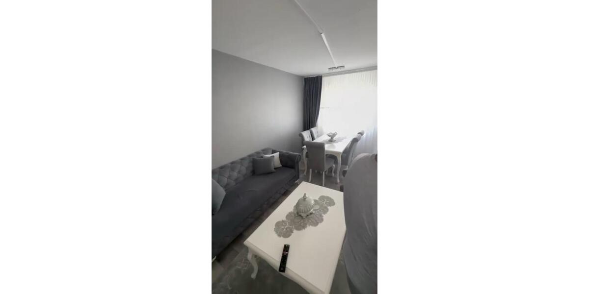Etagenwohnung Berlin Neukölln - 3 Zimmer, 90 m&sup2;, 1.050&euro; | Angebot:26449870
