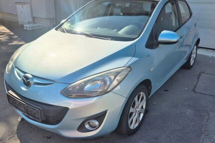 Mazda 2 149.822 km 2.490 &euro; Berlin 13435