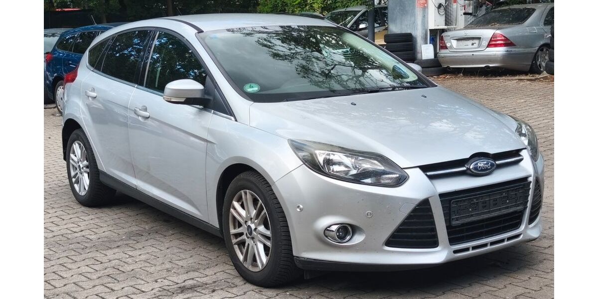 Ford Focus 215.751 km 3.999 &euro; Berlin 12349