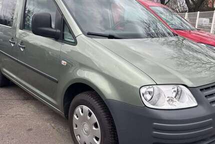 VW Caddy 159.000 km 5.900 &euro; Berlin 12349