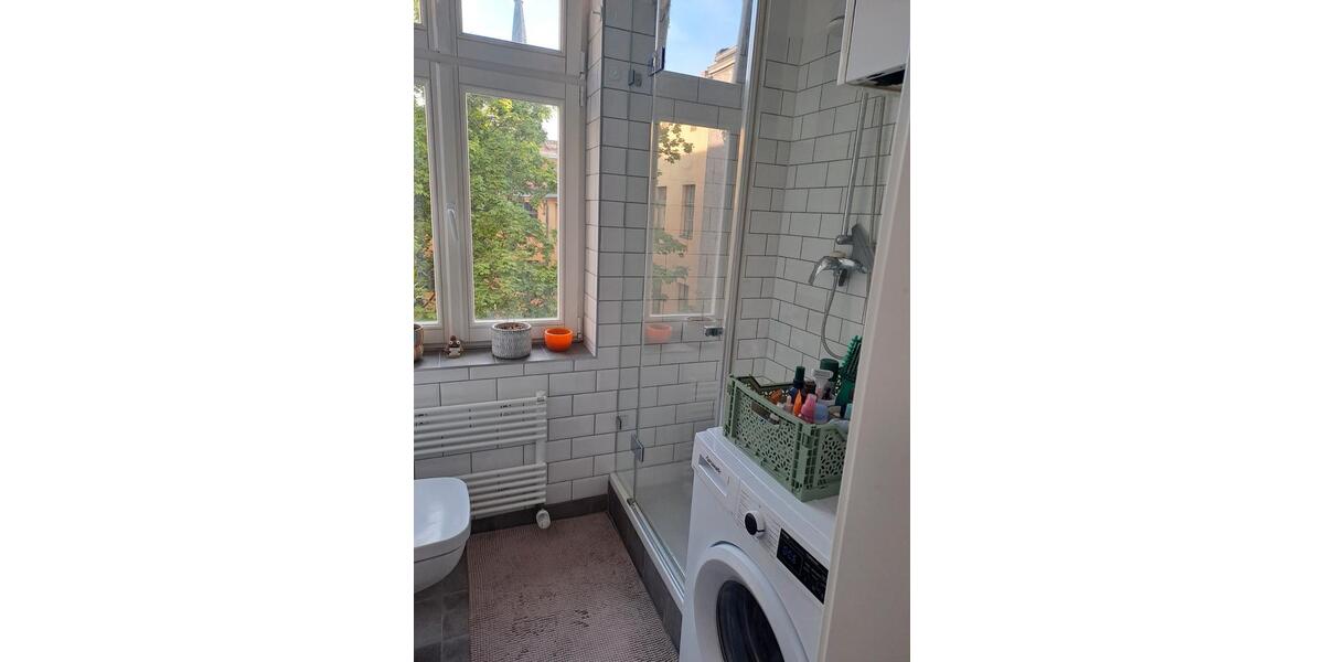 Etagenwohnung Berlin Neukölln - 1 Zimmer, 32 m&sup2;, 1.050&euro; | Angebot:26655902