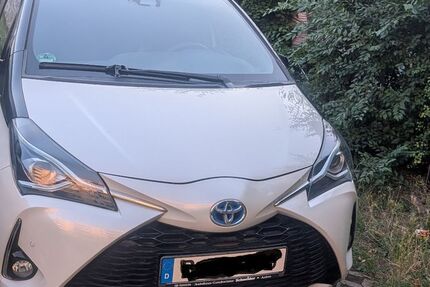 Toyota Yaris 50.900 km 14.800 &euro; Berlin 10585