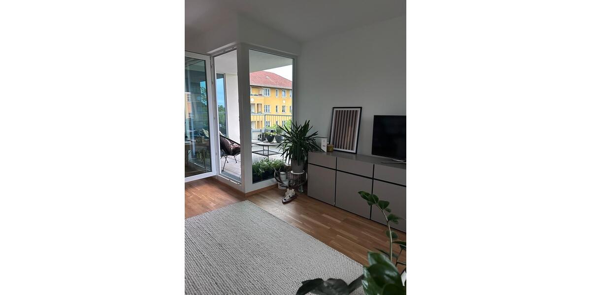 Dachgeschoßwohnung Berlin Steglitz-Zehlendorf - 2 Zimmer, 80 m&sup2;, 1.739&euro; | Angebot:26593503
