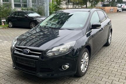 Ford Focus 98.200 km 8.990 &euro; Berlin 12277