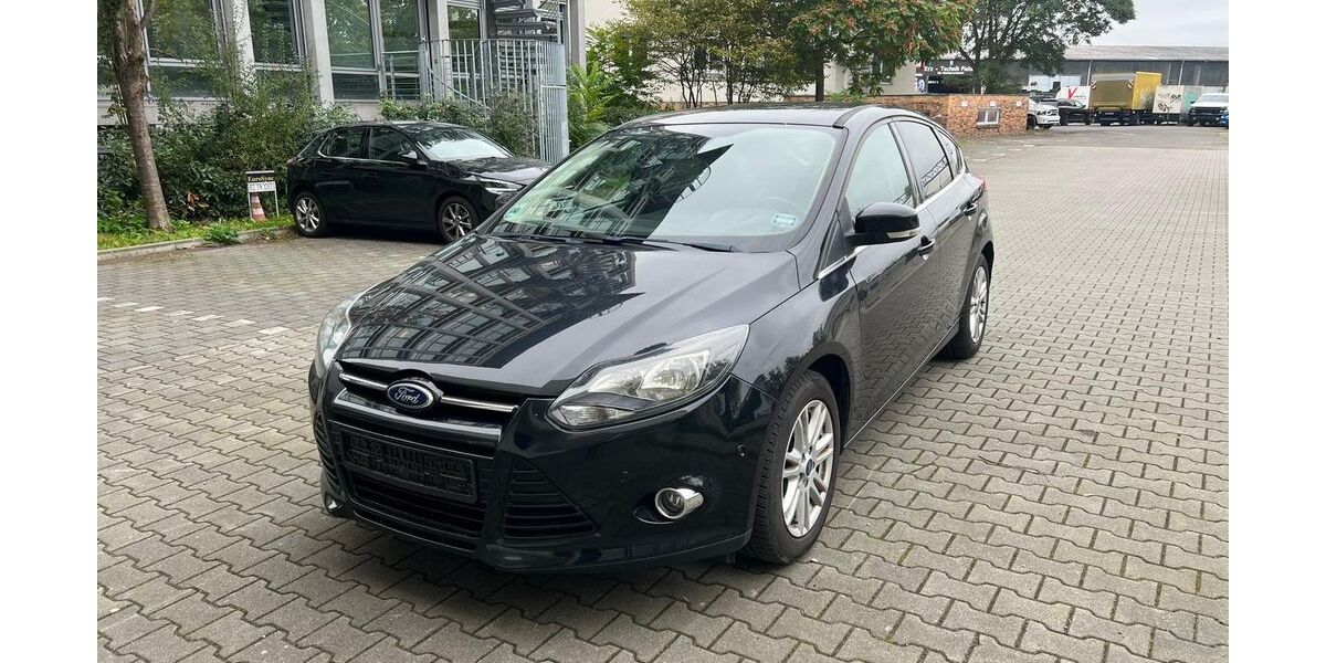 Ford Focus 98.200 km 8.990 &euro; Berlin 12277
