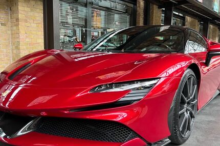 Ferrari SF90 8.100 km 364.900 &euro; Berlin 10553