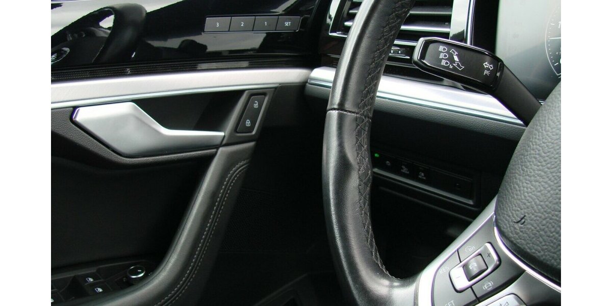 VW Touareg 3.0TDi Elegance 4Motion ACC Luftfederung I 149.571 km 32.980 &euro; Falkensee 14612