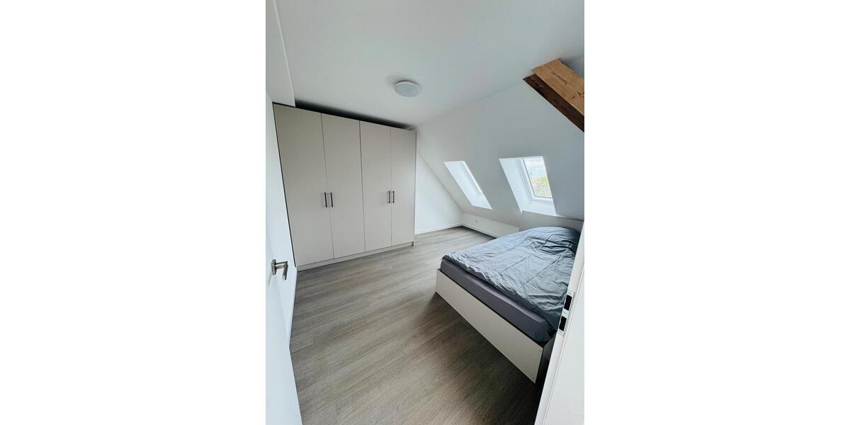 Dachgeschoßwohnung Berlin Spandau - 2 Zimmer, 51 m&sup2;, 1.450&euro; | Angebot:26441935