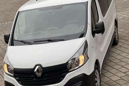 Renault Trafic 153.000 km 15.999 &euro; Berlin 13585
