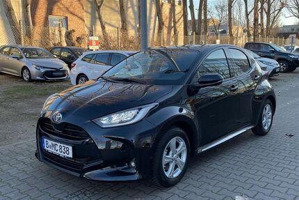 Toyota Yaris 5.000 km 27.100 &euro; Berlin 13403