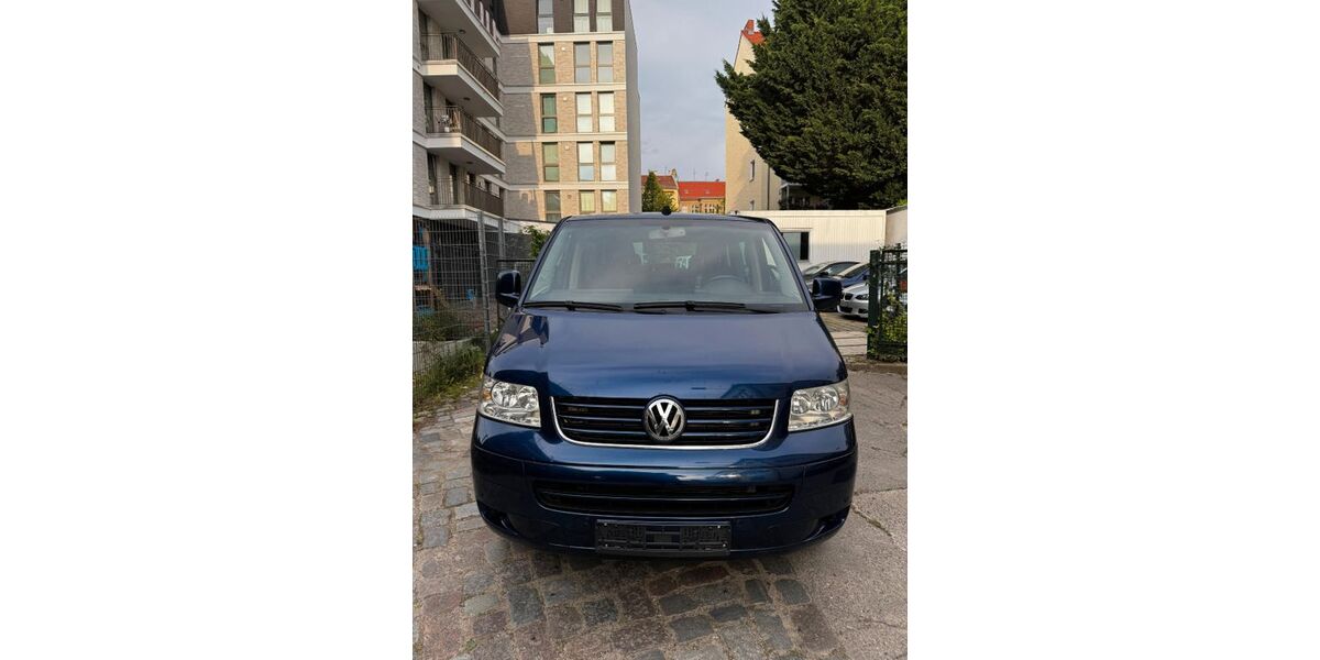 VW T5 Transporter 328.000 km 7.900 € Berlin 13187
