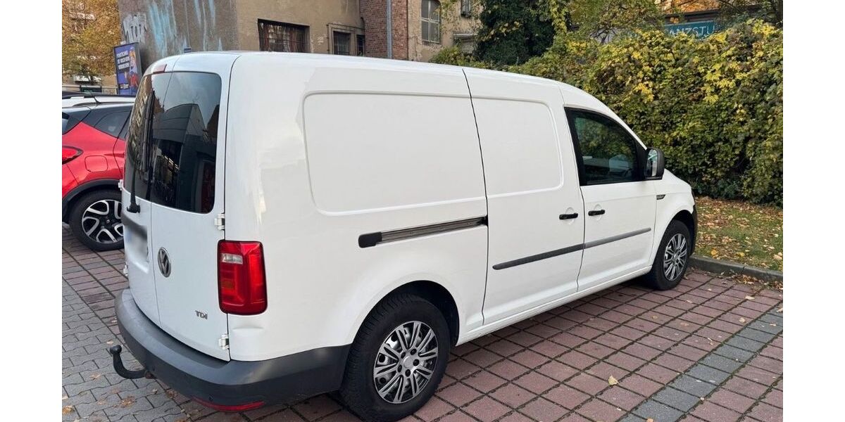 VW Caddy Maxi 148.421 km 11.200 &euro; Berlin 10969
