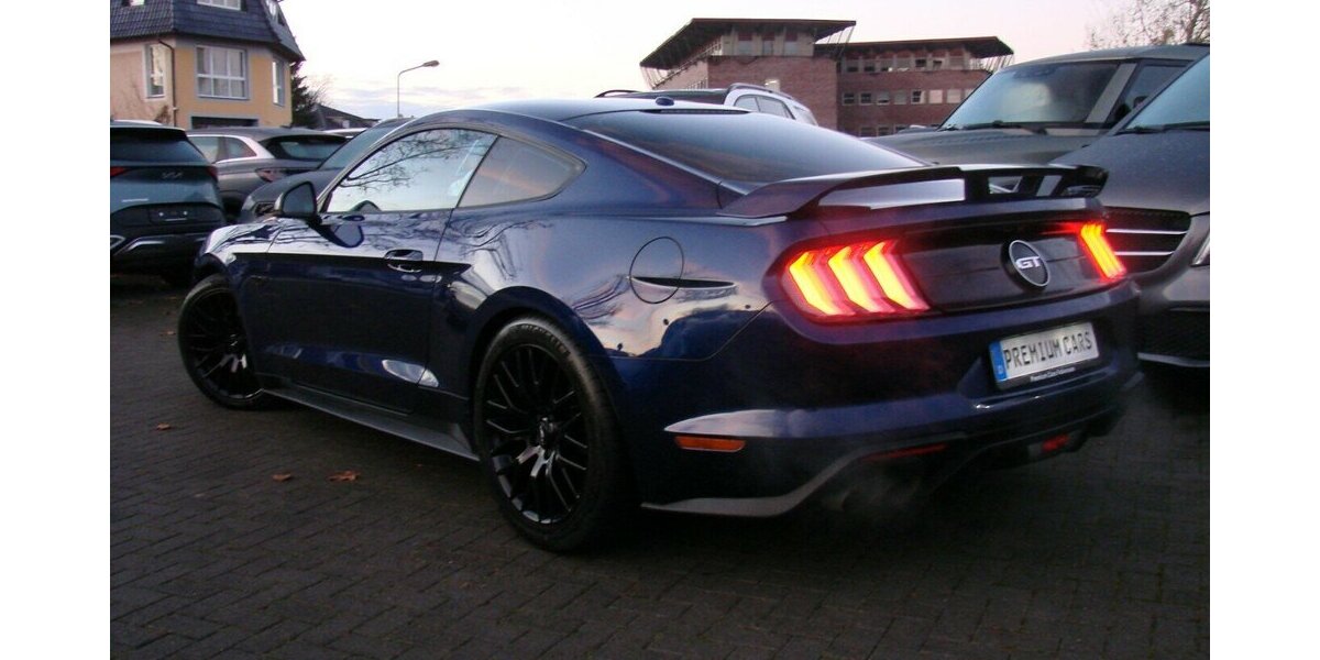 Ford Mustang GT 5.0 V8 Fastback SVT Performance Deutsch 37.112 km 36.980 &euro; Falkensee 14612