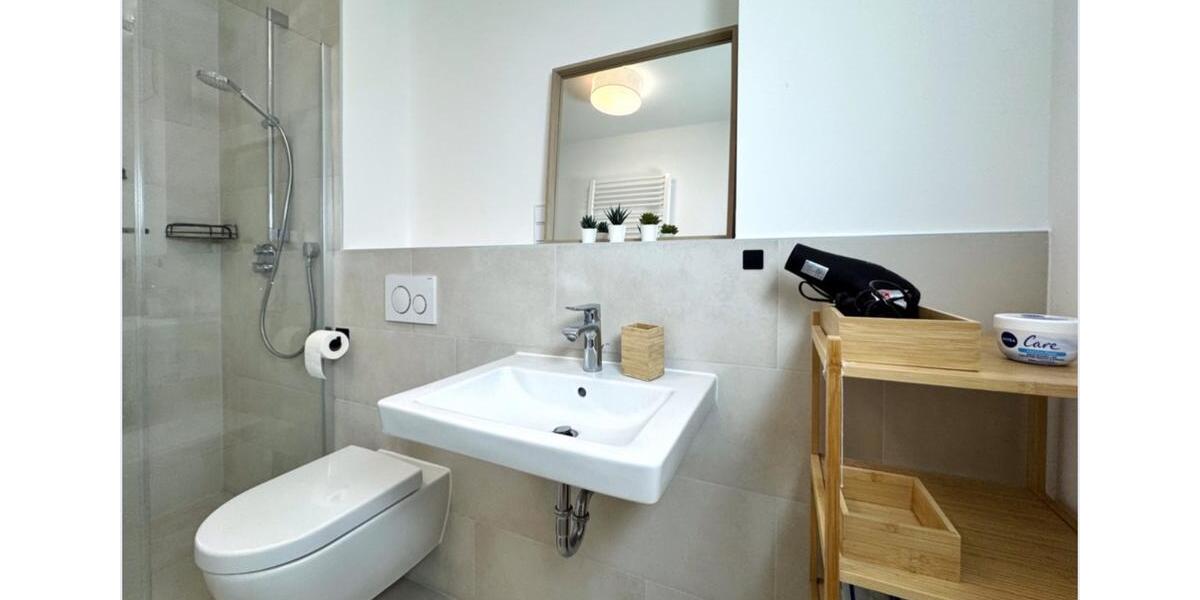 Erdgeschoßwohnung Schönefeld - 2 Zimmer, 55 m&sup2;, 1.100&euro; | Angebot:25855271