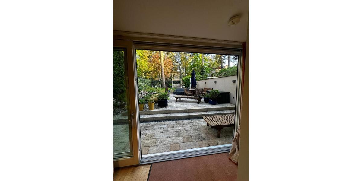 Doppelhaushälfte Wandlitz - 6 Zimmer, 300 m&sup2;, 2.000&euro; | Angebot:25720243