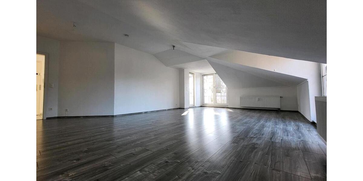 Dachgeschoßwohnung Glienicke/Nordbahn Nordbahn - 2 Zimmer, 90 m&sup2;, 1.600&euro; | Angebot:25841348