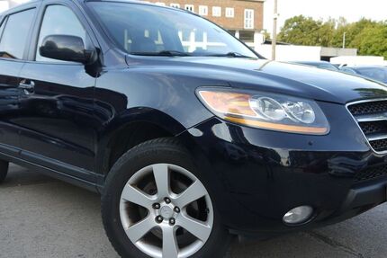 Hyundai Grand Santa Fe 250.000 km 5.999 &euro; Berlin 12439