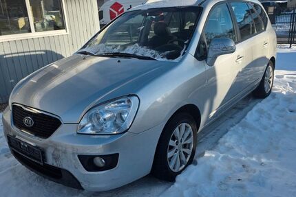 Kia Carens 84.127 km 9.999 &euro; Berlin 13589