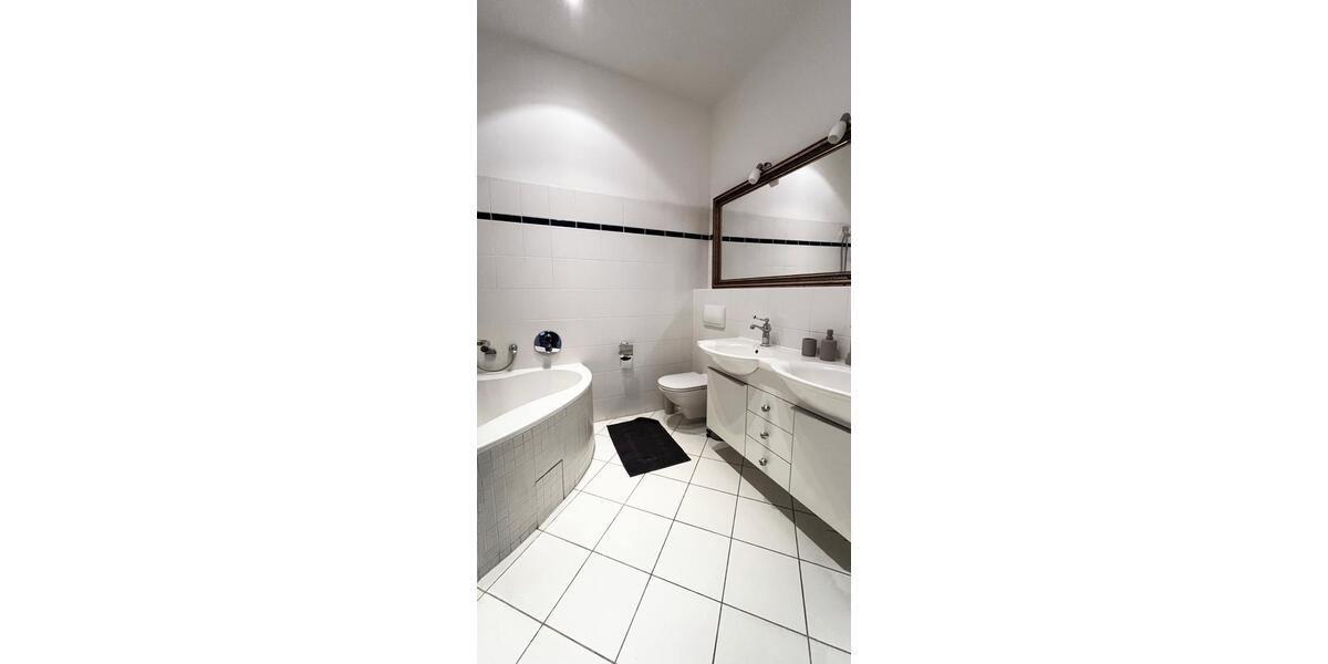 Maisonettenwohnung Berlin Steglitz-Zehlendorf - 4 Zimmer, 140 m&sup2;, 1.800&euro; | Angebot:25962295