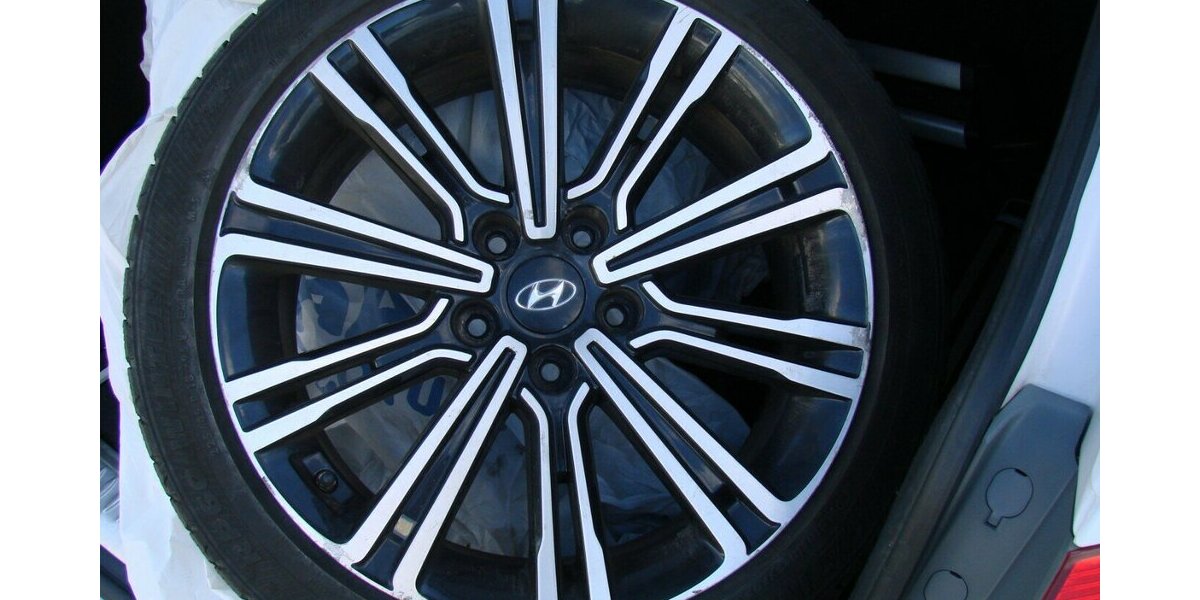 Hyundai i40 cw 1.7 CRDi Blue Premium DCT Infinity Leder 101.563 km 12.980 &euro; Falkensee 14612