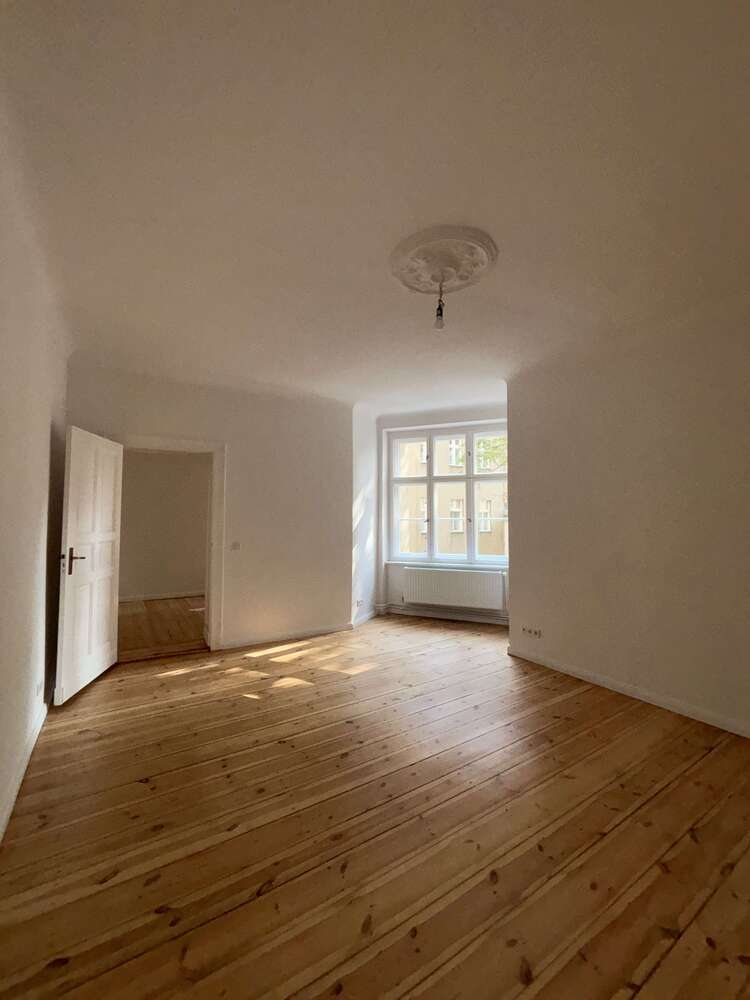Wohnung zum Mieten in Berlin 2.460 € 90 m²