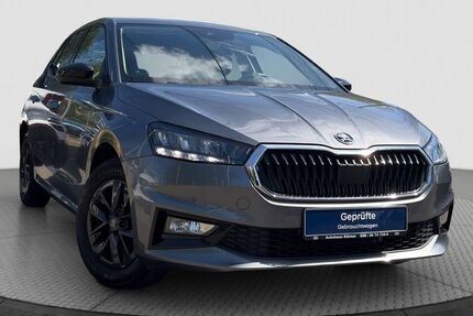Skoda Fabia 13.622 km 17.900 &euro; Berlin 12683