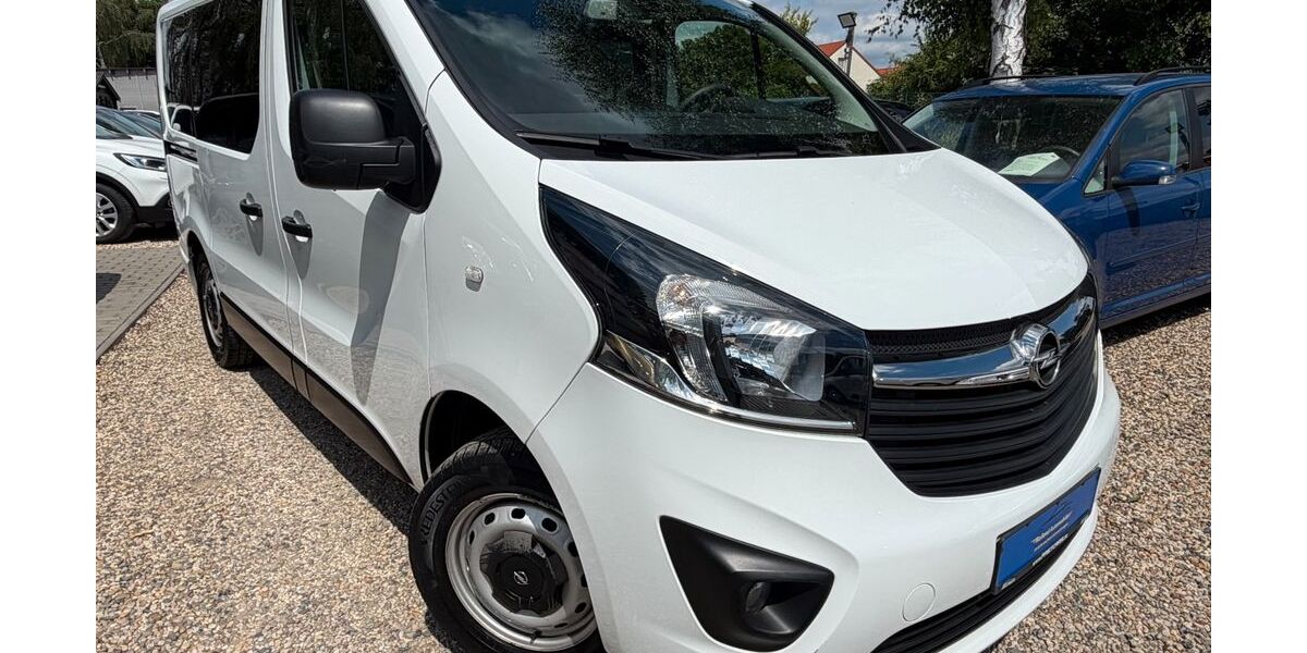 Opel Vivaro 175.468 km 14.490 &euro; Berlin 13089