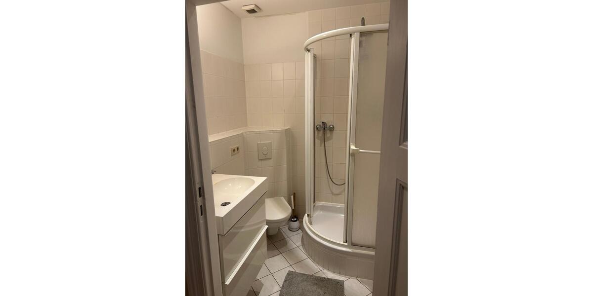 Etagenwohnung Berlin Spandau - 5 Zimmer, 140 m&sup2;, 2.500&euro; | Angebot:25943203