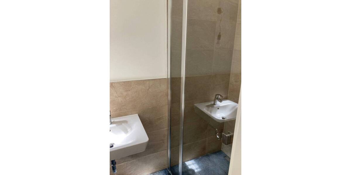 Etagenwohnung Berlin Friedrichshain - 2 Zimmer, 77 m&sup2;, 1.100&euro; | Angebot:26554821