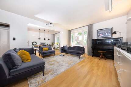Haus zum Kaufen in Berlin 2.250.000 € 408 m²