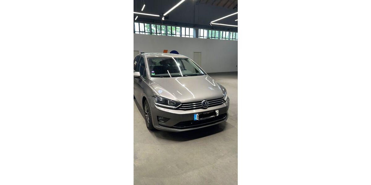 VW Golf Sportsvan 122.000 km 9.600 &euro; Berlin 14199