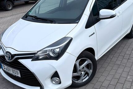 Toyota Yaris 90.220 km 10.300 &euro; Berlin 13591