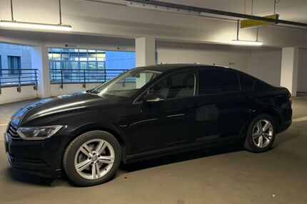VW Passat 109.425 km 13.000 &euro; Berlin 10367