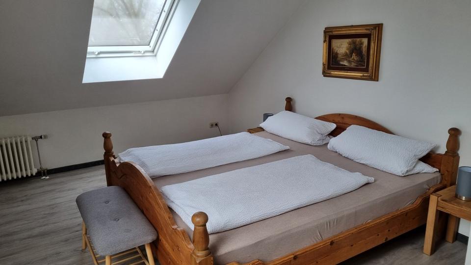 Dachgeschoßwohnung Glienicke/Nordbahn Nordbahn - 2 Zimmer, 48 m&sup2;, 960&euro; | Angebot:25961979