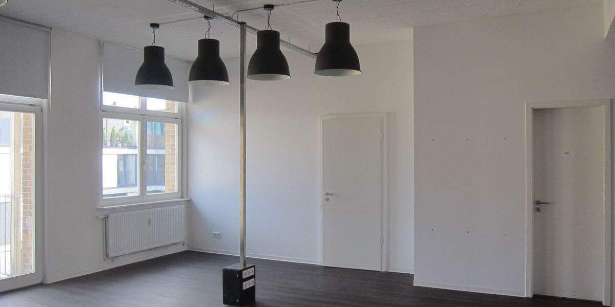 Gewerbeobjekt Berlin Alt-Treptow - 3 Zimmer, 180 m&sup2;, 2.680&euro; | Angebot:25744531