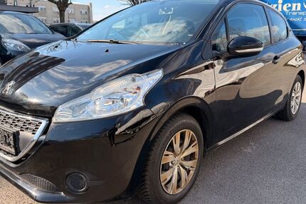 Peugeot 208 119.867 km 3.450 &euro; Berlin 12249
