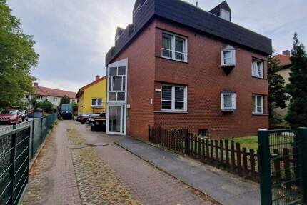 Haus Berlin Wittenau - 9 Zimmer, 248 m&sup2;, 1.250.000&euro; | Angebot:25802250