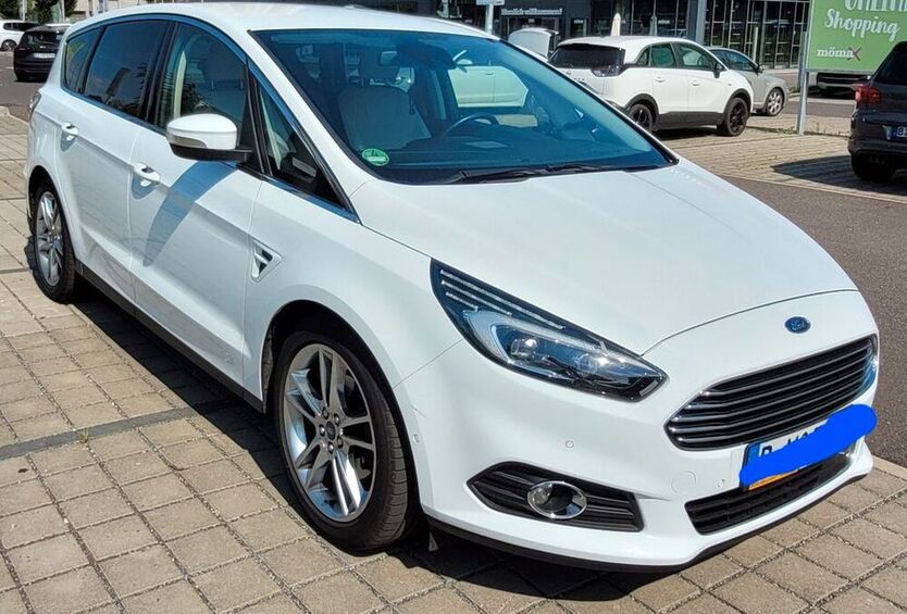 S-Max