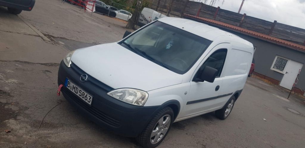 Opel Combo 200.000 km 1.150 € berlin 12099