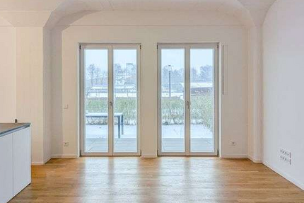 Wohnung Berlin Hakenfelde - 4 Zimmer, 112 m&sup2;, 2.137&euro; | Angebot:24867734