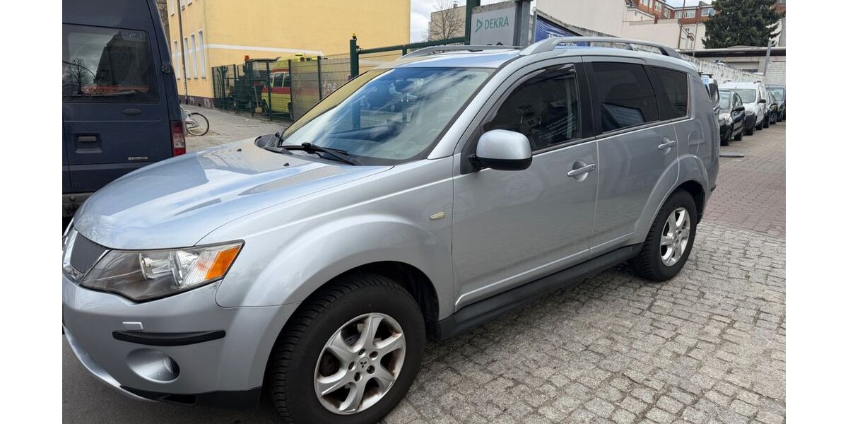 Mitsubishi Outlander 169.660 km 4.490 &euro; Berlin 13409