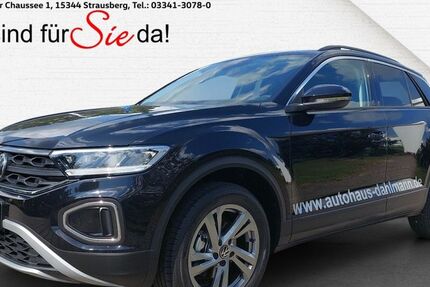 VW T-Roc 2.000 km 33.980 € Strausberg 15344