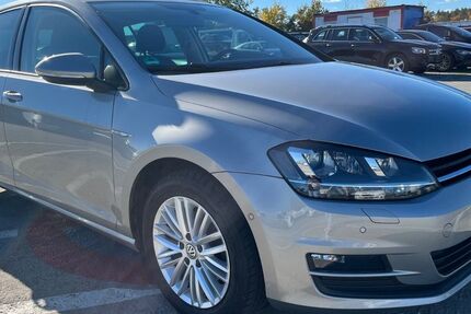 VW Golf 211.137 km 7.499 € Mittenwalde 15749