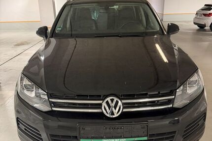 VW Touareg 177.000 km 14.900 &euro; Berlin 10709
