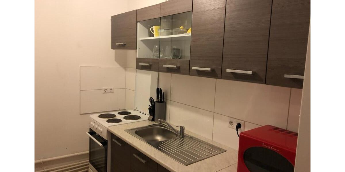 Erdgeschoßwohnung Berlin Charlottenburg-Wilmersdorf - 1 Zimmer, 33 m&sup2;, 650&euro; | Angebot:25958931