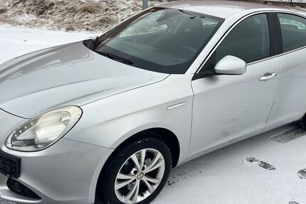 Alfa Romeo Giulietta 202.000 km 2.499 &euro; Berlin 12057