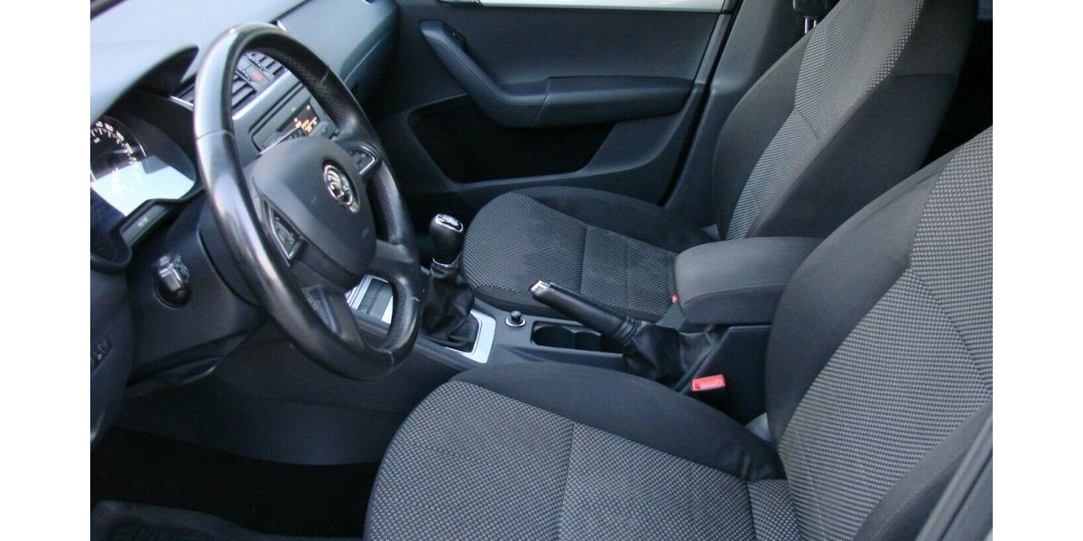 Skoda Octavia 2.0TDI Ambition Tempomat AHK Klima 261.072 km 4.980 &euro; Falkensee 14612