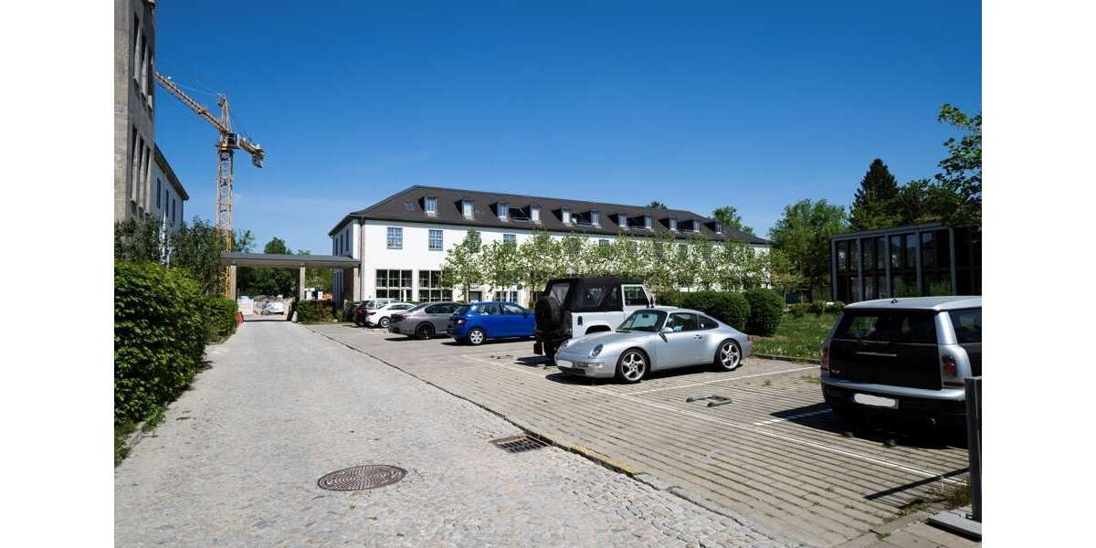 Garagen / Stellplätze Berlin / Dahlem Dahlem - 70&euro; | Angebot:24136706