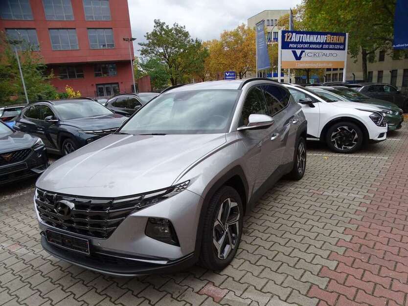 Hyundai TUCSON 22.609 km 28.900 € Berlin 12359