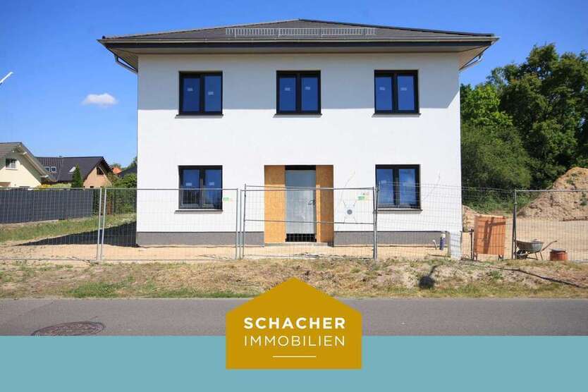 Haus zum Kaufen in Falkensee 895.000 € 159 m²